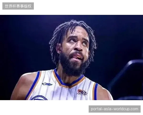 北京首钢坐拥豪华阵容却止步半决赛，外援麦基季后赛表现低迷引发续约讨论